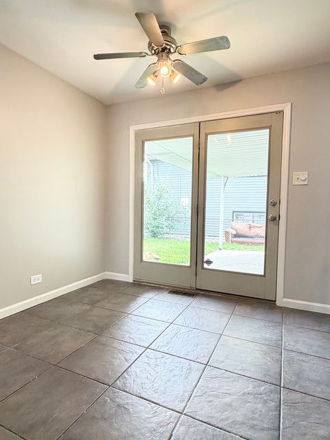 Tiny photo for 1302 Prince Drive, South Holland, IL 60473 (MLS # 12745160)