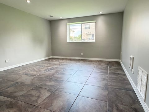 Tiny photo for 1302 Prince Drive, South Holland, IL 60473 (MLS # 12745160)