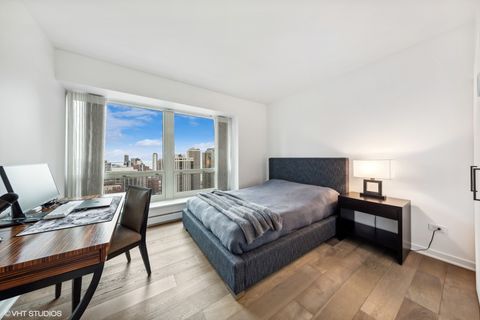 Tiny photo for 57 E Delaware Place #2805, Chicago, IL 60611 (MLS # 12549613)