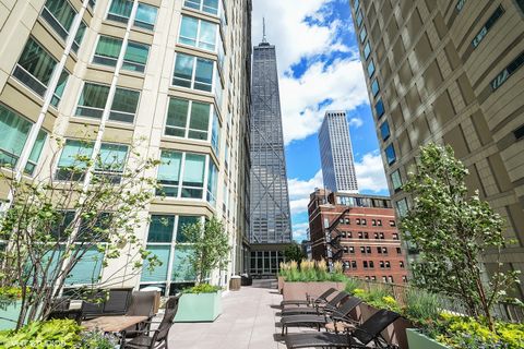 Tiny photo for 57 E Delaware Place #2805, Chicago, IL 60611 (MLS # 12549613)
