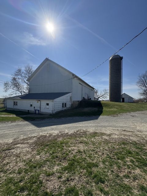 Tiny photo for 19381 Luther Road, Sterling, IL 61081 (MLS # 12604555)