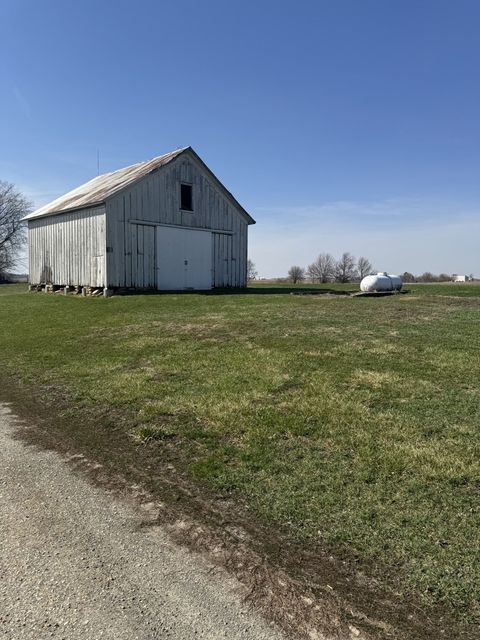 Tiny photo for 19381 Luther Road, Sterling, IL 61081 (MLS # 12604555)