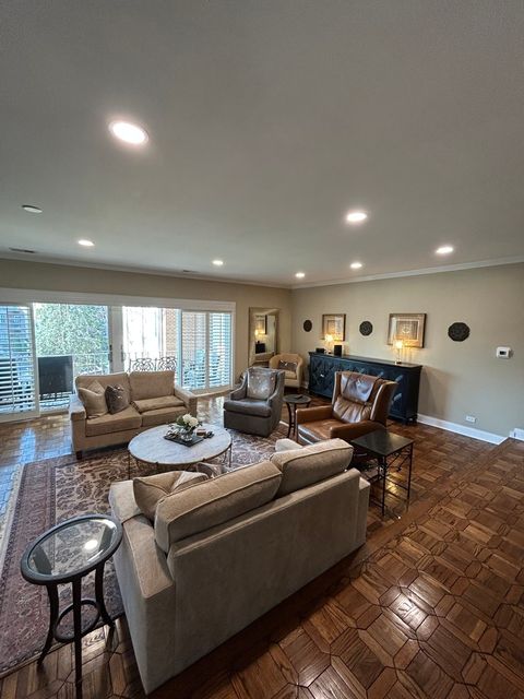 Tiny photo for 4 Oak Brook Club Drive #G205, Oak Brook, IL 60523 (MLS # 12597104)