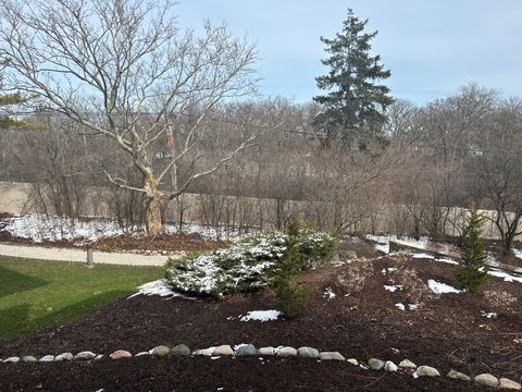 Tiny photo for 4 Oak Brook Club Drive #G205, Oak Brook, IL 60523 (MLS # 12597104)