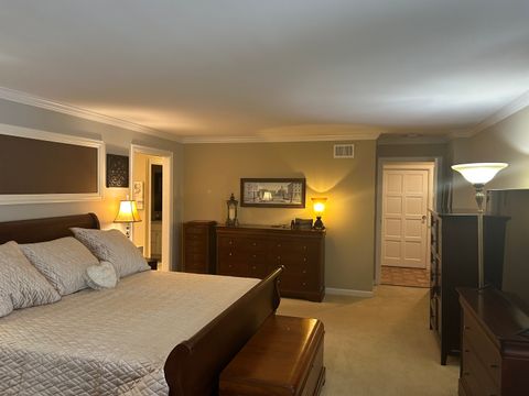 Tiny photo for 4 Oak Brook Club Drive #G205, Oak Brook, IL 60523 (MLS # 12597104)