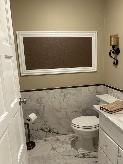 Tiny photo for 4 Oak Brook Club Drive #G205, Oak Brook, IL 60523 (MLS # 12597104)