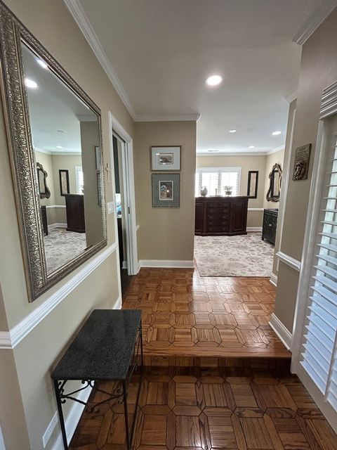 Tiny photo for 4 Oak Brook Club Drive #G205, Oak Brook, IL 60523 (MLS # 12597104)