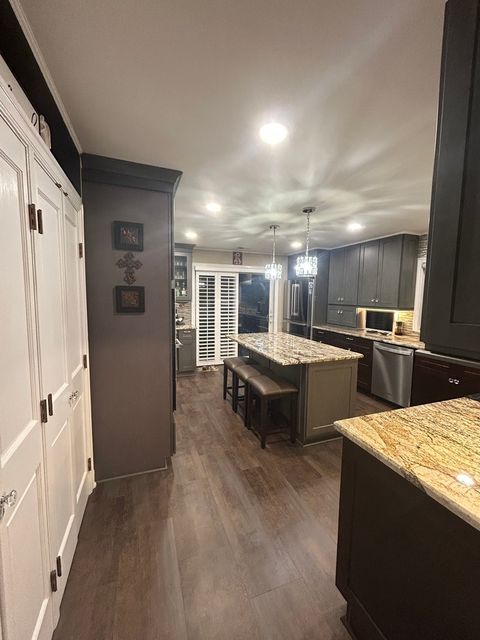 Tiny photo for 4 Oak Brook Club Drive #G205, Oak Brook, IL 60523 (MLS # 12597104)