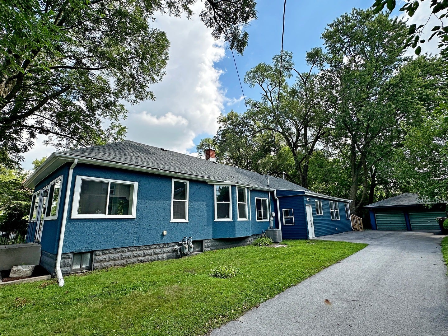 207 Schwab Street