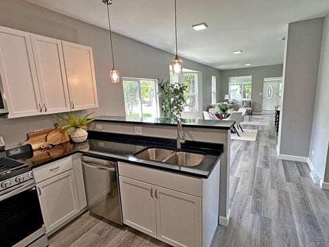 Tiny photo for 207 Schwab Street, Thornton, IL 60476 (MLS # 12721270)