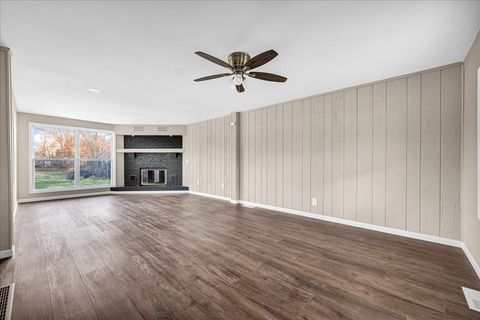 Tiny photo for 778 E 4th Street, Galesburg, IL 61401 (MLS # 12571031)