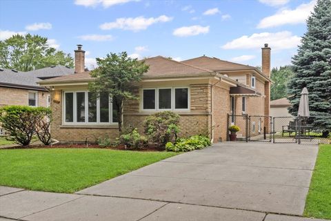 8720 Karlov Avenue Skokie IL 60076