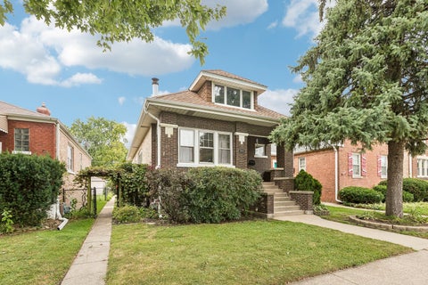 Tiny photo for 3616 Wisconsin Avenue, Berwyn, IL 60402 (MLS # 12754195)