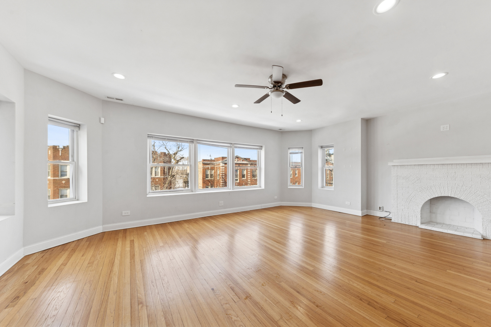 7515 S Essex Avenue 2