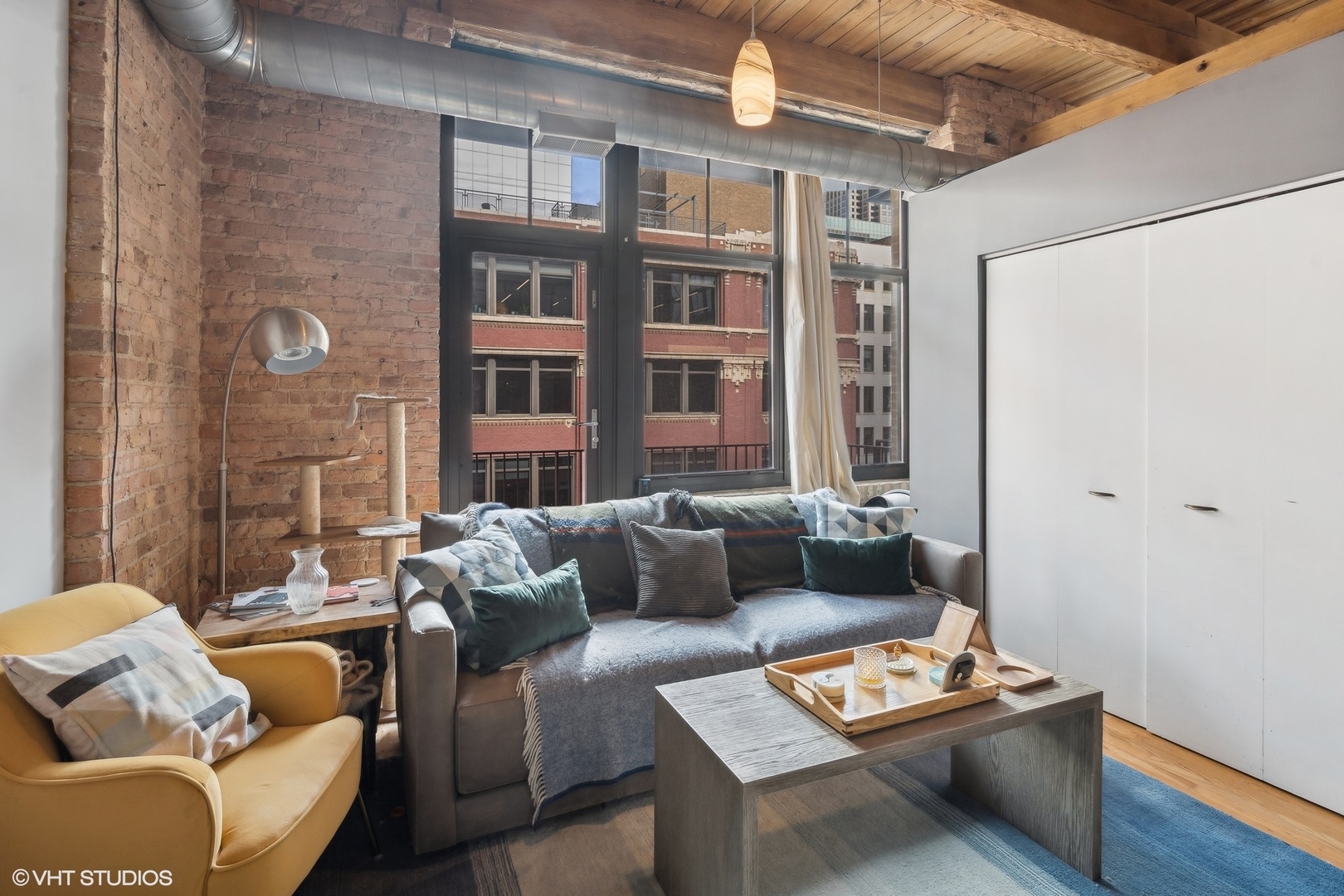 625 W Jackson Boulevard 612