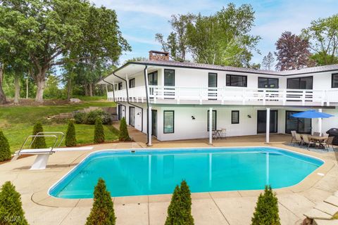 Tiny photo for 312 Ridge Road, Barrington Hills, IL 60010 (MLS # 12667081)