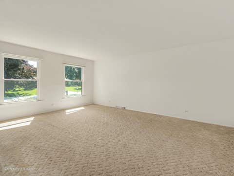 Tiny photo for 10s240 Hampshire Lane W, Willowbrook, IL 60527 (MLS # 12655351)