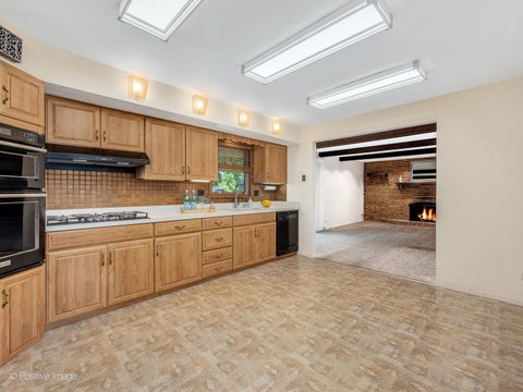 Tiny photo for 10s240 Hampshire Lane W, Willowbrook, IL 60527 (MLS # 12655351)
