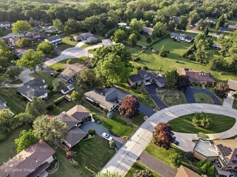 Tiny photo for 10s240 Hampshire Lane W, Willowbrook, IL 60527 (MLS # 12655351)