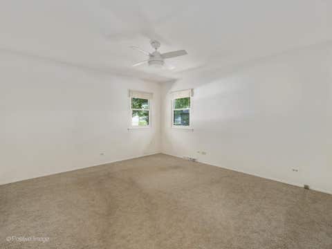 Tiny photo for 10s240 Hampshire Lane W, Willowbrook, IL 60527 (MLS # 12655351)