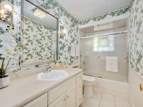 Tiny photo for 10s240 Hampshire Lane W, Willowbrook, IL 60527 (MLS # 12655351)