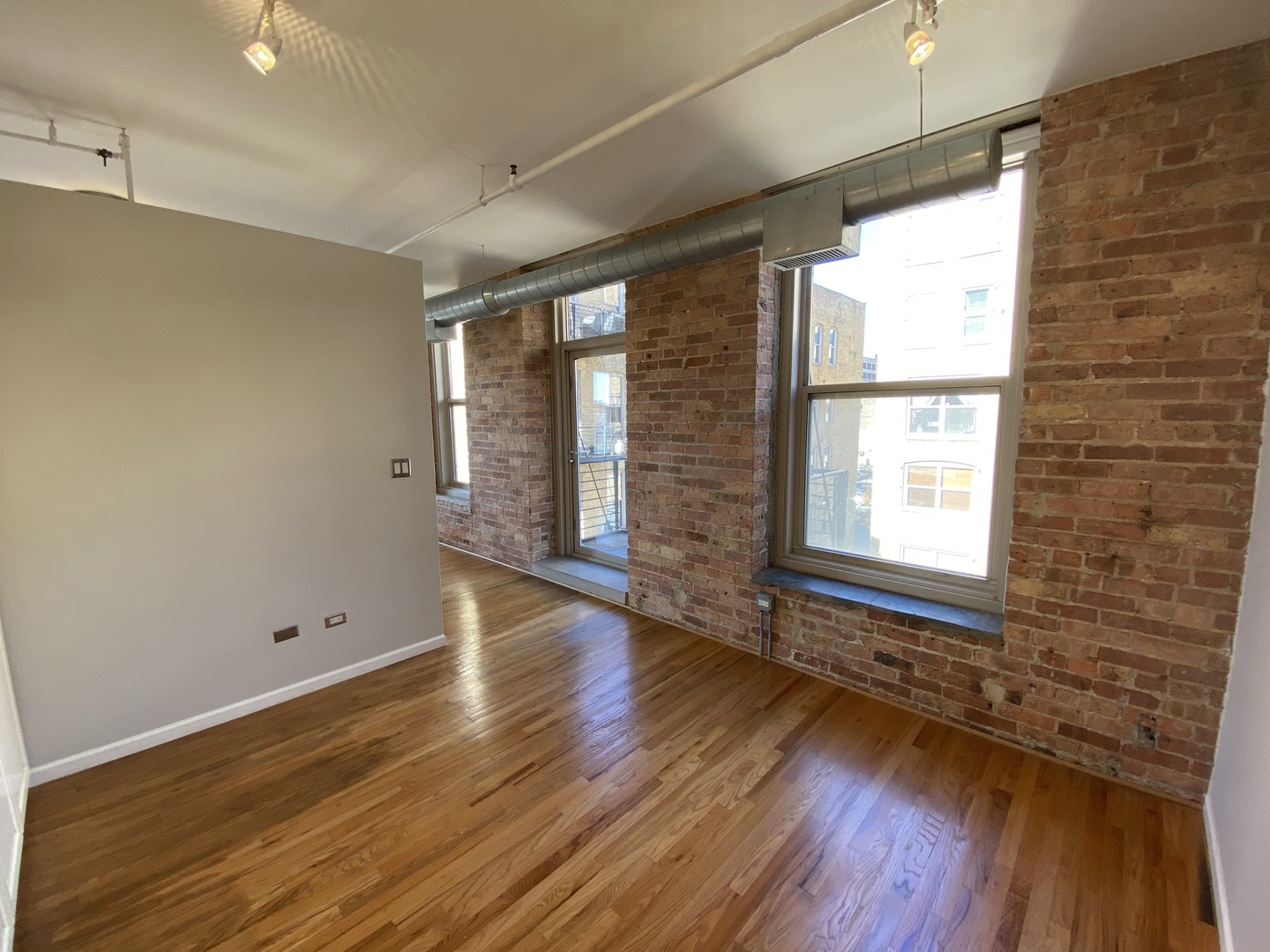420 S Clinton Street 401