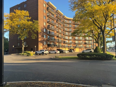 Photo of 711 S River Road #314, Des Plaines, IL 60016 (MLS # 12777583)
