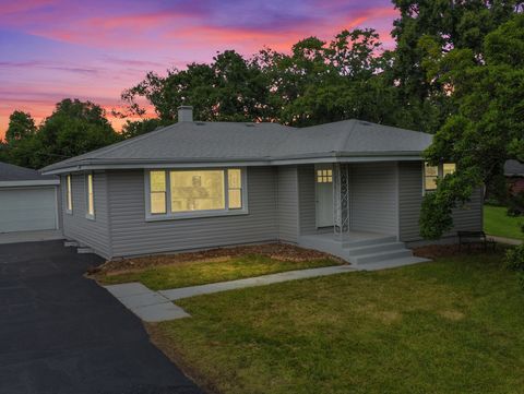 Tiny photo for 6154 Pershing Avenue, Downers Grove, IL 60516 (MLS # 12491424)