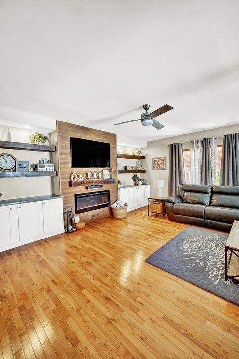 Tiny photo for 10405 S Christiana Avenue, Chicago, IL 60655 (MLS # 12510256)