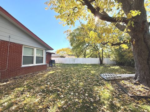 Tiny photo for 17206 Elm Drive, Hazel Crest, IL 60429 (MLS # 12511446)