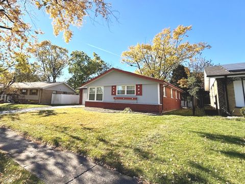 Tiny photo for 17206 Elm Drive, Hazel Crest, IL 60429 (MLS # 12511446)