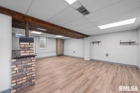 Tiny photo for 2926 W LOMBARD Street, Davenport, IA 52804 (MLS # QC4269194)