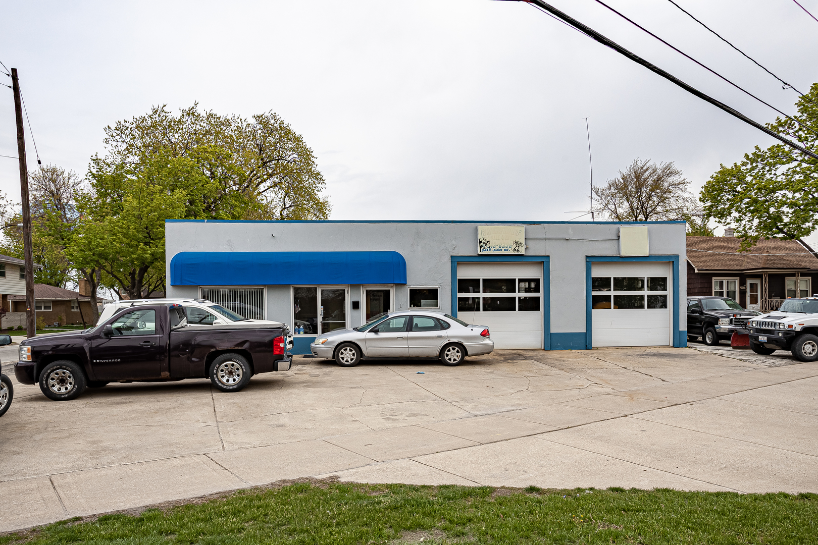 8418 Joliet Road