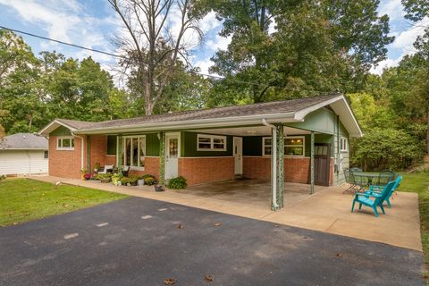 Tiny photo for 3453 S Illinois Avenue, Carbondale, IL 62903 (MLS # 12567290)