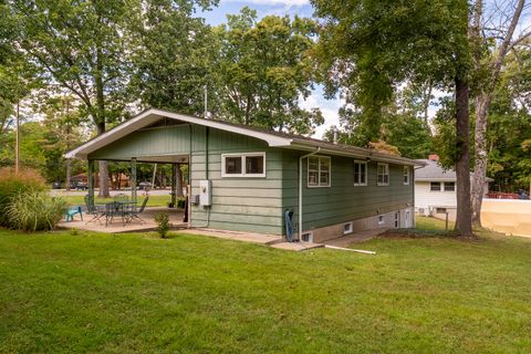 Tiny photo for 3453 S Illinois Avenue, Carbondale, IL 62903 (MLS # 12567290)