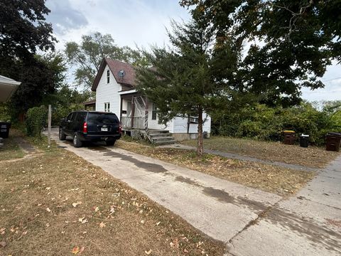 Tiny photo for 1732 13th Avenue, Rockford, IL 61104 (MLS # 12514799)