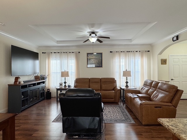 1542 Meadow View Lane