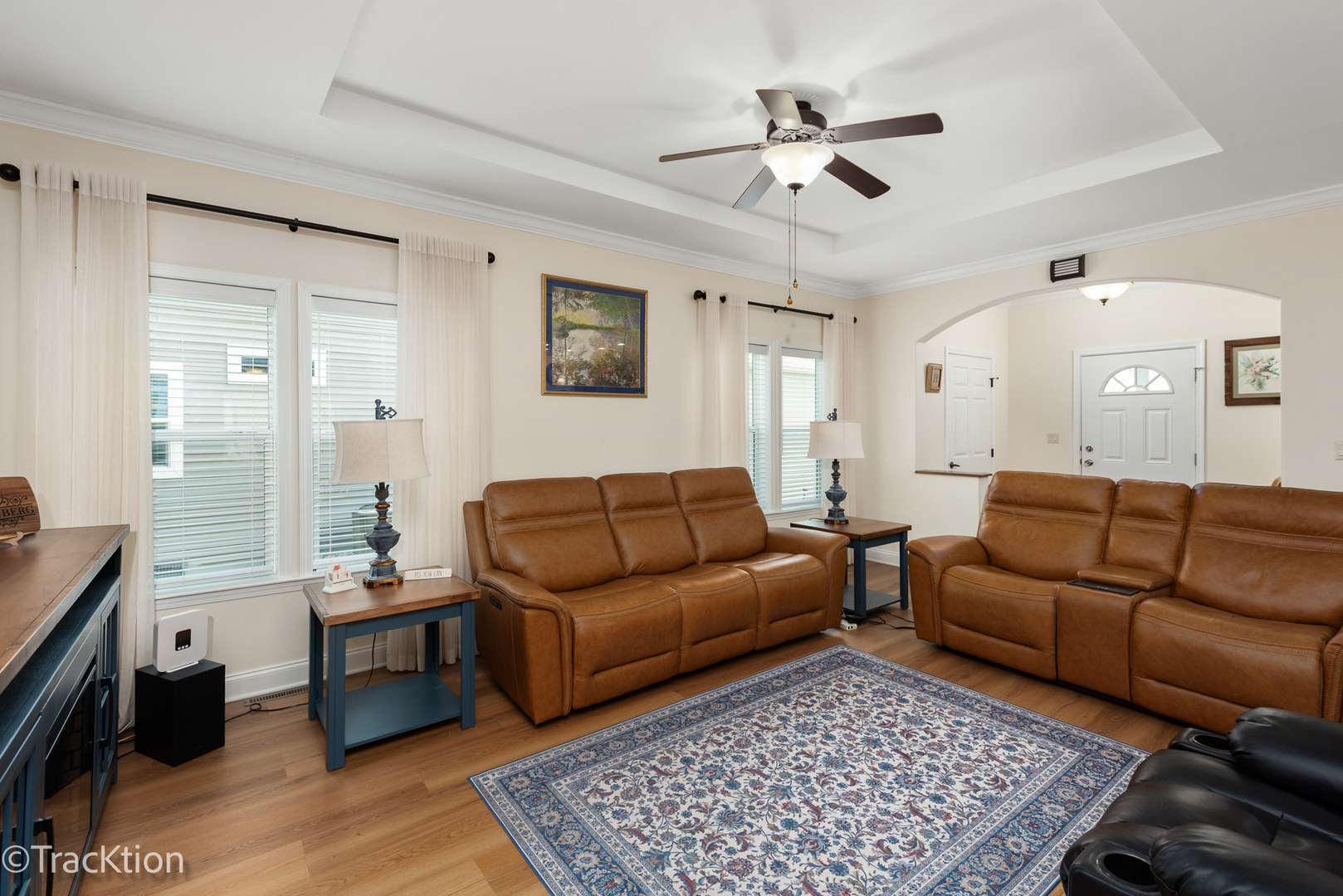 1542 Meadow View Lane