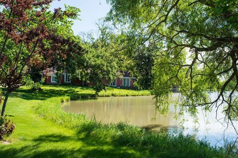 Tiny photo for 1542 Meadow View Lane, Grayslake, IL 60030 (MLS # 12602390)