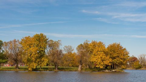 Tiny photo for 1542 Meadow View Lane, Grayslake, IL 60030 (MLS # 12602390)