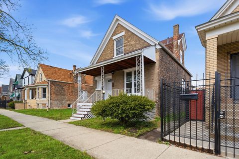 Tiny photo for 4714 W Maypole Avenue, Chicago, IL 60644 (MLS # 12612883)