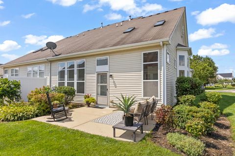 Tiny photo for 911 Bluebell Circle, Joliet, IL 60431 (MLS # 12479963)