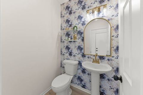 Tiny photo for 911 Bluebell Circle, Joliet, IL 60431 (MLS # 12479963)