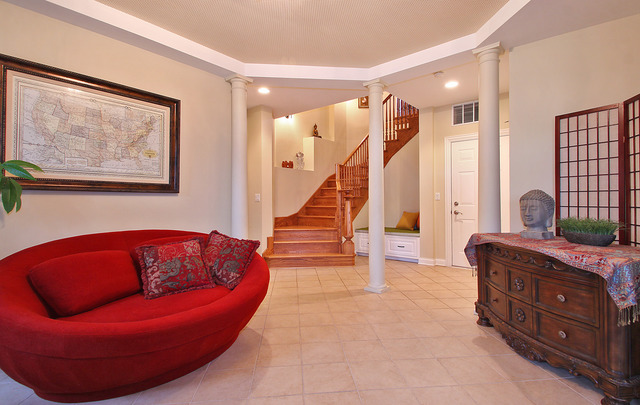 1813 Admiral Court