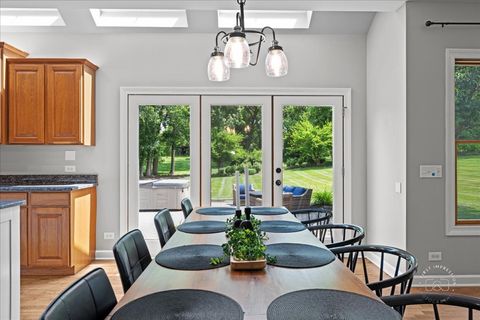 Tiny photo for 5N587 Prairie Springs Drive, St. Charles, IL 60175 (MLS # 12529337)