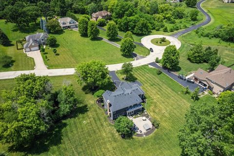 Tiny photo for 5N587 Prairie Springs Drive, St. Charles, IL 60175 (MLS # 12529337)