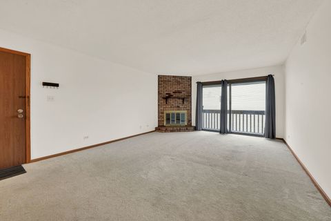 Tiny photo for 10351 Menard Avenue #322, Oak Lawn, IL 60453 (MLS # 12524710)