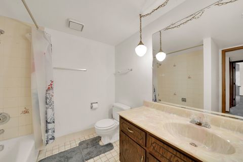 Tiny photo for 10351 Menard Avenue #322, Oak Lawn, IL 60453 (MLS # 12524710)