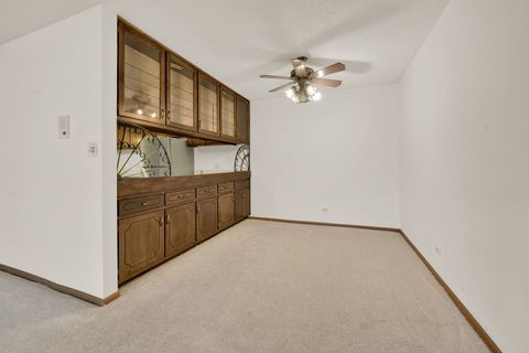 Tiny photo for 10351 Menard Avenue #322, Oak Lawn, IL 60453 (MLS # 12524710)