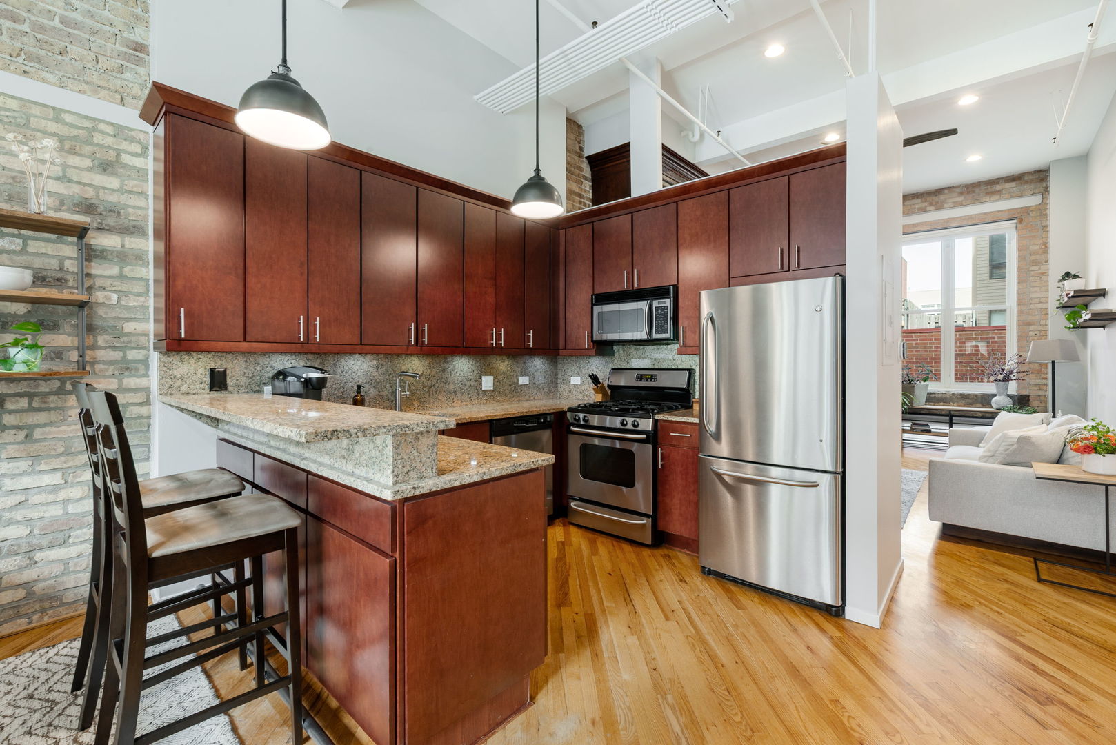 601 Linden Place 121